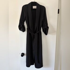 Aritzia Babaton Kahlo Robe